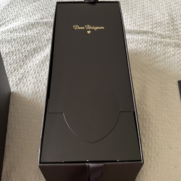 Dom Perignon Vintage  2009 Box with Card - Picture 4 of 9